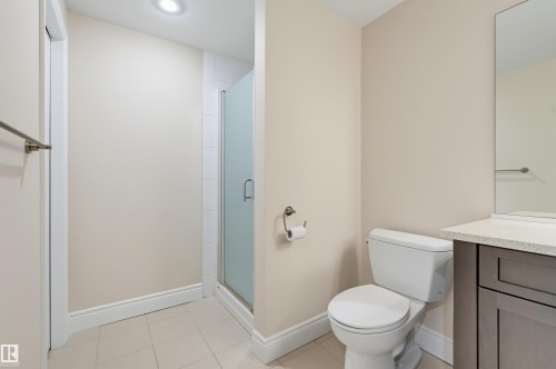 #108 11650 79 Av Nw, Edmonton, AB - Indoor Photo Showing Bathroom