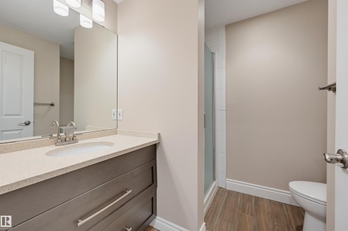 #108 11650 79 Av Nw, Edmonton, AB - Indoor Photo Showing Bathroom