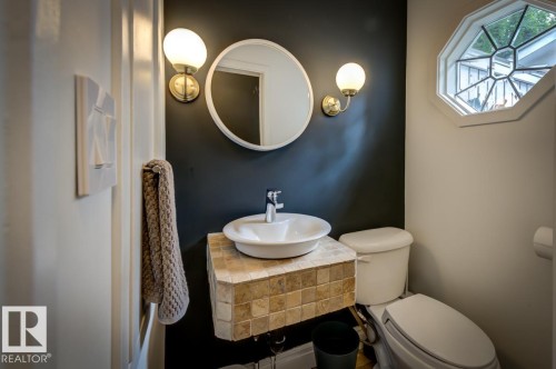 11619 Saskatchewan Drive Nw, Edmonton, AB - Indoor Photo Showing Bathroom