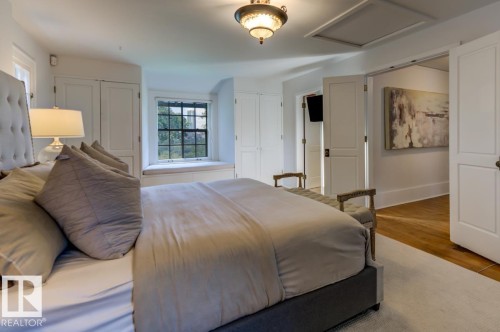 11619 Saskatchewan Drive Nw, Edmonton, AB - Indoor Photo Showing Bedroom