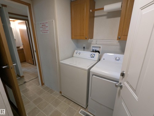 9 West View Boulevard Northwest, Edmonton, AB - Indoor Photo Showing Laundry Room