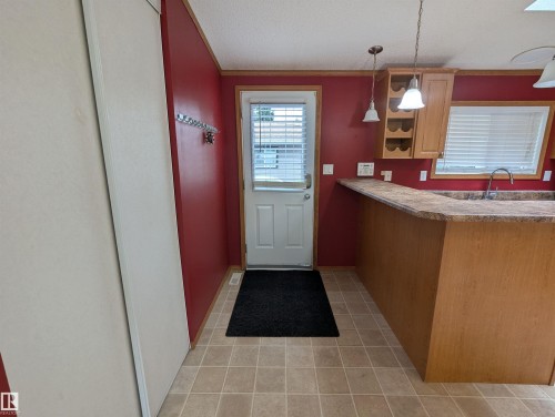 9 West View Boulevard Northwest, Edmonton, AB - Indoor