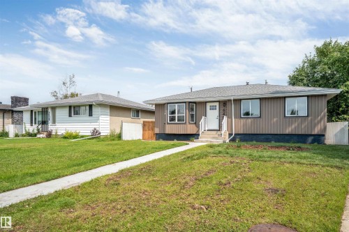 6404 88 Avenue Nw, Edmonton, AB - Outdoor