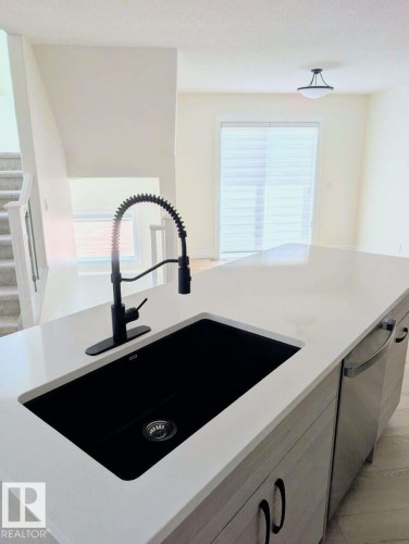 1236 Westerra Crescent, Stony Plain, AB - Indoor Photo Showing Kitchen