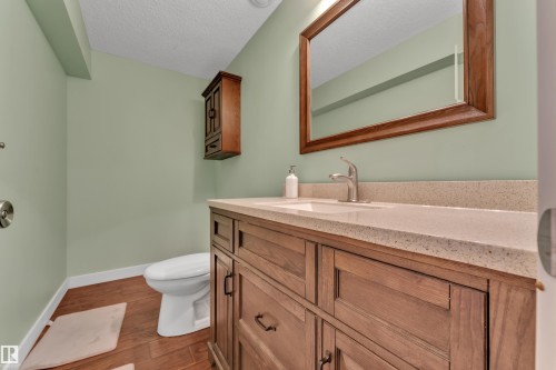 3433 Goodridge Link Link Nw, Edmonton, AB - Indoor Photo Showing Bathroom
