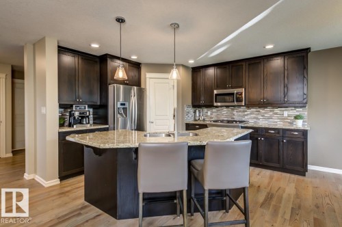 854 Chahley Way Nw, Edmonton, AB - Indoor Photo Showing Kitchen With Stainless Steel Kitchen With Double Sink With Upgraded Kitchen
