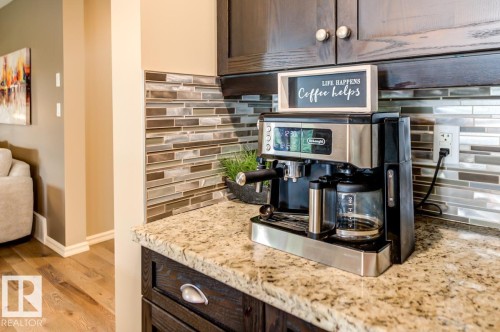854 Chahley Way Nw, Edmonton, AB - Indoor