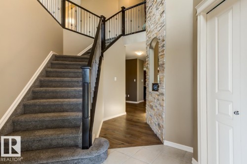 854 Chahley Way Nw, Edmonton, AB - Indoor Photo Showing Other Room