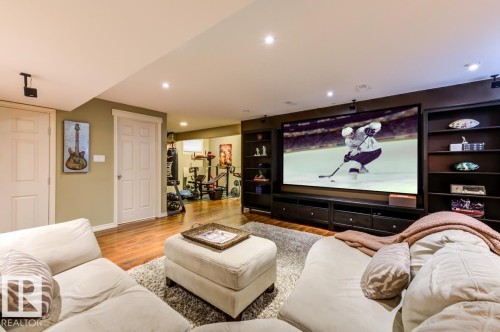 854 Chahley Way Nw, Edmonton, AB - Indoor Photo Showing Living Room