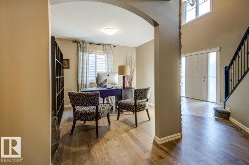854 Chahley Way Nw, Edmonton, AB - Indoor Photo Showing Other Room