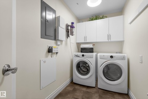#303 8631 108 St Nw, Edmonton, AB - Indoor Photo Showing Laundry Room