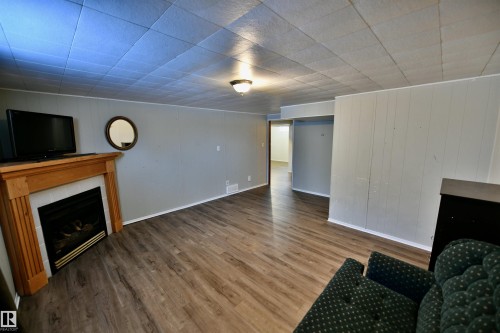 4809 52 Street, Glendon, AB - Indoor With Fireplace