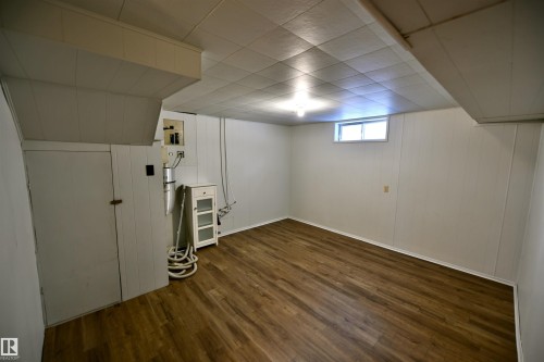 4809 52 Street, Glendon, AB - Indoor