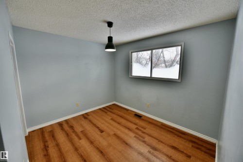 4809 52 Street, Glendon, AB - Indoor Photo Showing Other Room