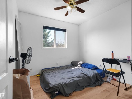 #9 16933 115 St Nw, Edmonton, AB - Indoor Photo Showing Bedroom