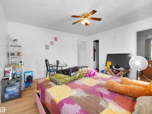 #9 16933 115 St Nw, Edmonton, AB - Indoor Photo Showing Bedroom