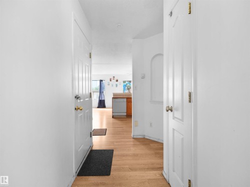 #9 16933 115 St Nw, Edmonton, AB - Indoor Photo Showing Other Room