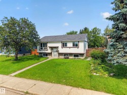 156 CLAREVIEW Road NW  Edmonton, AB T5A 3Y3