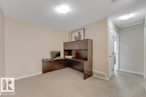 3514 16 Street Nw, Edmonton, AB - Indoor