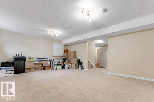 3514 16 Street Nw, Edmonton, AB - Indoor