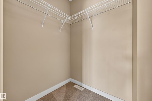 2730 Sparrow Place Nw, Edmonton, AB - Indoor Photo Showing Other Room
