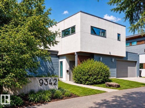 9342 83 Avenue Nw, Edmonton, AB - Outdoor