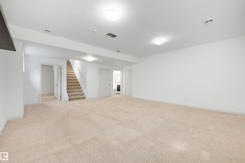 9342 83 Avenue Nw, Edmonton, AB - Indoor Photo Showing Other Room