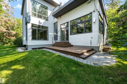 9342 83 Avenue Nw, Edmonton, AB - Outdoor