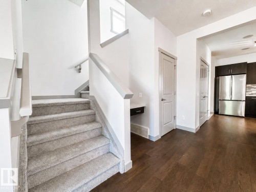 16464 15 Avenue Sw, Edmonton, AB - Indoor Photo Showing Other Room