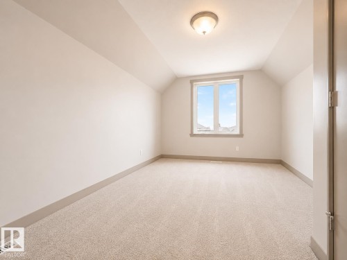 16464 15 Avenue Sw, Edmonton, AB - Indoor Photo Showing Other Room