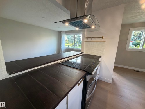 4204 42 Avenue, Stony Plain, AB - Indoor