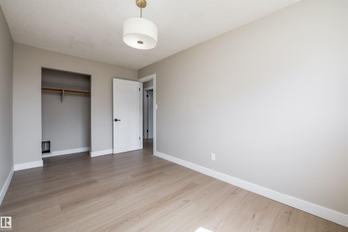 4204 42 Avenue, Stony Plain, AB - Indoor Photo Showing Other Room