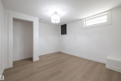 4204 42 Avenue, Stony Plain, AB - Indoor Photo Showing Other Room