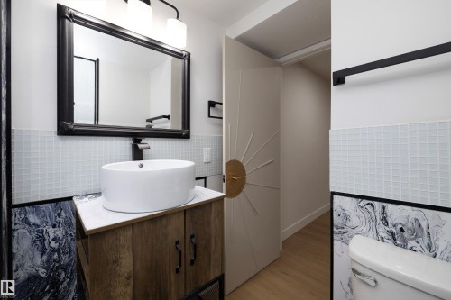 4204 42 Avenue, Stony Plain, AB - Indoor Photo Showing Bathroom