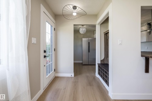 4204 42 Avenue, Stony Plain, AB - Indoor Photo Showing Other Room