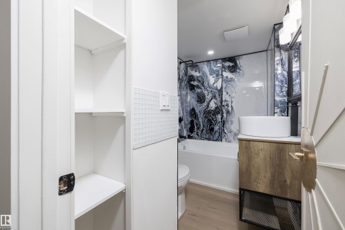 4204 42 Avenue, Stony Plain, AB - Indoor
