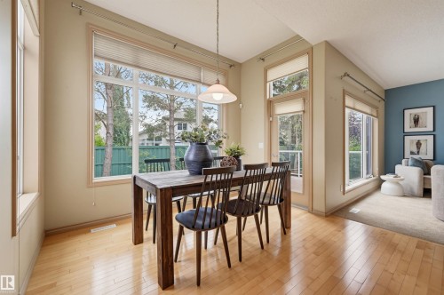 708 Haliburton Crescent Nw, Edmonton, AB - Indoor Photo Showing Dining Room