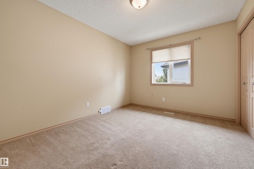 708 Haliburton Crescent Nw, Edmonton, AB - Indoor Photo Showing Other Room
