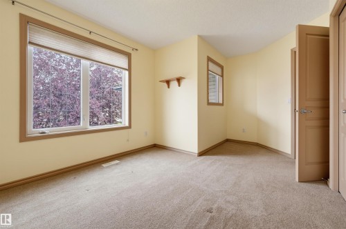 708 Haliburton Crescent Nw, Edmonton, AB - Indoor Photo Showing Other Room