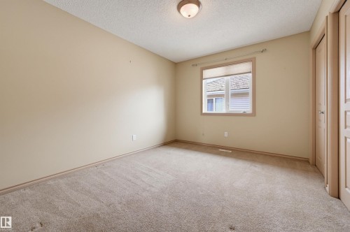 708 Haliburton Crescent Nw, Edmonton, AB - Indoor Photo Showing Other Room
