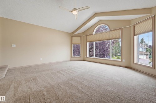 708 Haliburton Crescent Nw, Edmonton, AB - Indoor Photo Showing Other Room