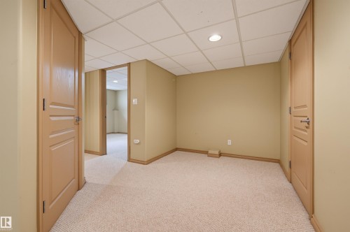 708 Haliburton Crescent Nw, Edmonton, AB - Indoor Photo Showing Other Room