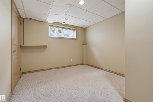 708 Haliburton Crescent Nw, Edmonton, AB - Indoor Photo Showing Other Room