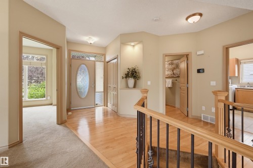 708 Haliburton Crescent Nw, Edmonton, AB - Indoor Photo Showing Other Room