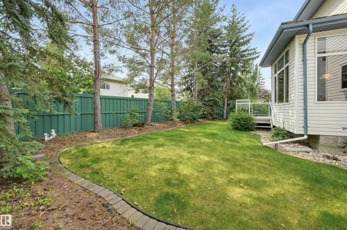 708 Haliburton Crescent Nw, Edmonton, AB - Outdoor