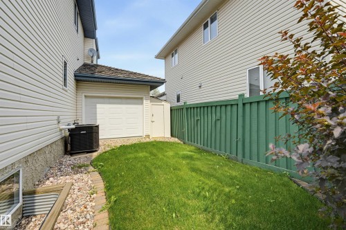 708 Haliburton Crescent Nw, Edmonton, AB - Outdoor With Exterior