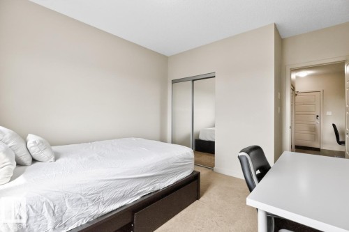 #307 1144 Adamson Dr Sw Sw, Edmonton, AB - Indoor Photo Showing Bedroom