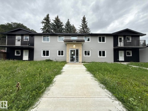 8732 101 Avenue Nw, Edmonton, AB - Outdoor
