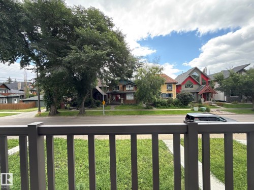 8732 101 Avenue Nw, Edmonton, AB - Outdoor