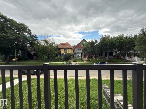 8732 101 Avenue Nw, Edmonton, AB - Outdoor